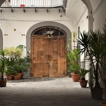 Varriale House Napoli Esterno foto